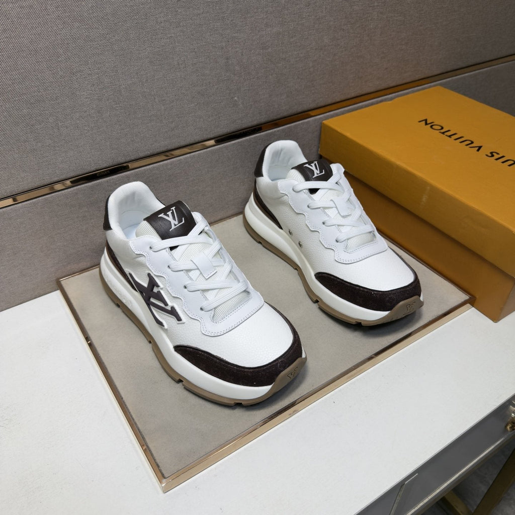 Louis Vuitton Contrast-Trim Low-Top Sneakers