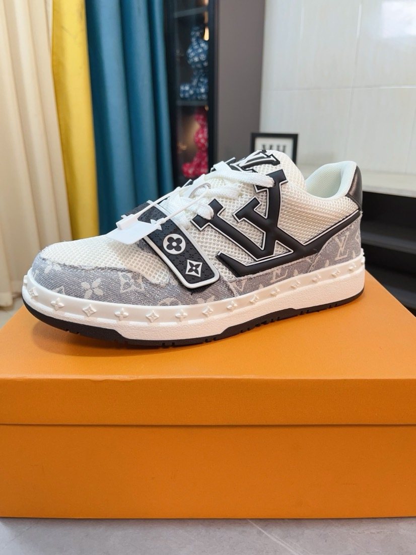 Louis Vuitton Patterned Panel Low-Top Sneakers